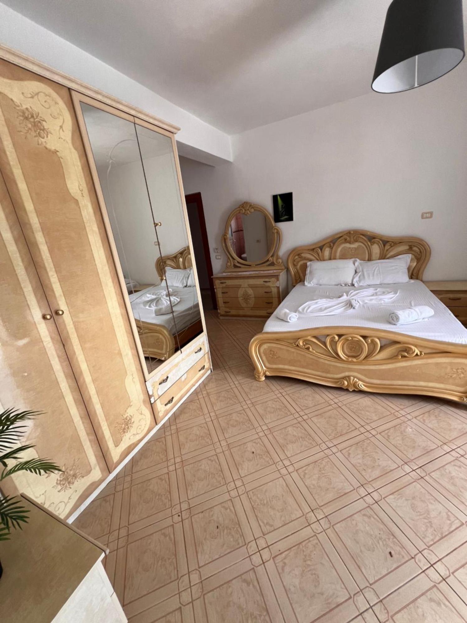 Majki Beach Apartments ซารานเดอ ภายนอก รูปภาพ